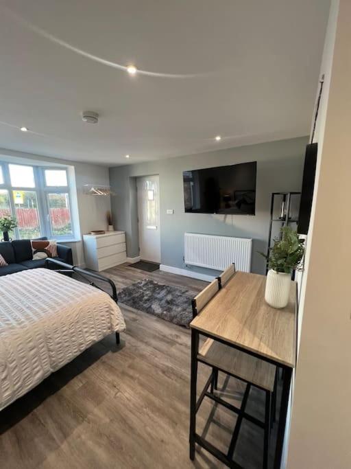 Abbotsbury 1 Bed Studio Opposite Uwe Free Parking Bristol Exterior foto